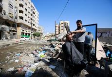 الجاروشة يمارس عمله على الركام