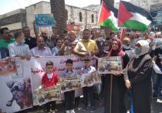 مسيررة تضامنية في نابلس دعما للأسرى