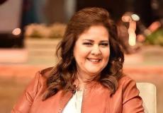 الفنانة دلال عبد العزيز