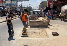 بلدية غزة تجري أعمال صيانة متفرقة في شوارع المدينة