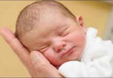 بريطانيا تسجل أصغر أم في سجلاتها