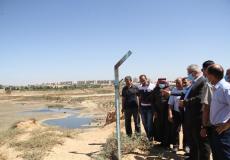 مازن غنيم يطلع على حجم الأضرار التي لحقت بقطاع المياه