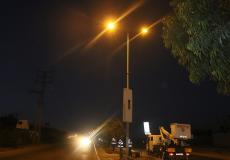 انجاز مشروع إنارة شارع صلاح الدين من معبر رفح حتى بيت حانون