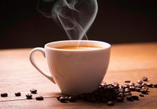 مندوب توصيل يبصق في أكواب القهوة بالسعودية