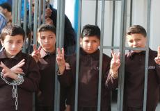 أطفال معتقلين