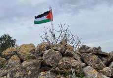 أهالي بيتا يرفعون علم فلسطين على جبل العرمة وصبيح