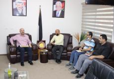 لقاء أبو هولي مع مدير عمليات الأونروا في غزة