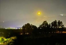 قنابل الإنارة على الحدود اللبنانية