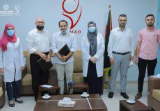 مستشفى حمد وإغاثة أطفال فلسطين بغزة يوقعان مذكرة لدعم الأطفال زارعي القوقعة