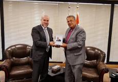 الهباش يلتقي رئيس الطائفة الإنجيلية في مصر