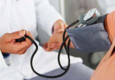 أطباء يكشفون طريقة مذهلة لخفض ضغط الدم