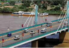 صورة نشرتها وكالة فرانس برس قبل قليل لجسر النيل الأبيض بعدما أغلق من قبل الجيش السوداني صباح اليوم بسبب محاولة الانقلاب