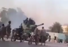 صورة لأنتشار الدبابات التابعة للجيش السوداني في الشوارع صباح اليوم بعد محاولة الانقلاب