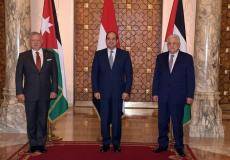 الرئيس المصري يجتمع مع الرئيس الفلسطيني وملك الاردن في القاهرة