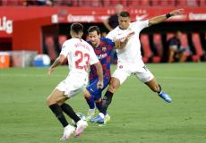 رابطة الدورى الإسبانى تعلن تأجيل مباراة برشلونة واشبيلية