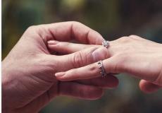 لحظة طلب يد ابنة المغني عمرو دياب