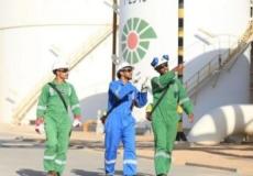 موظفو شركة نفط عمان