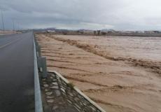 أمطار غزيرة تتساقط بولايات الظاهرة