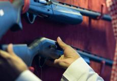 عرض أسلحة نادرة للبيع