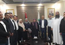 خلال لقاء بين اللواء فرج، وعائلات الأسرى المضربين عن الطعام