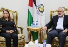 هنية يستقبل زوجة الأسير القائد مروان البرغوثي