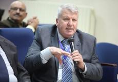 الصحفي والأكاديمي الفلسطيني سعيد عياد