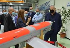 وزير الجيش الاسرائيلي بيني غانتس في شركة إلبيت Elbit