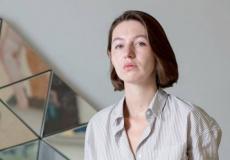 الكاتبة الأيرلندية سالي روني ترفض