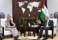 رئيس الوزراء الفلسطيني محمد اشتية يلتقي القنصل البريطاني العام في القدس