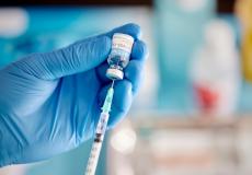 لقاح كوفيد-19  - تعبيرية