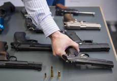 أسلحة نارية - مسدسات