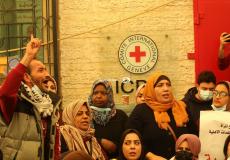 أثناء الاعتصام داخل مقر الصليب الأحمر في غزة