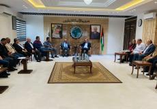 وزير الأشغال والاسكان العامة يزور مقر جمعية رجال الأعمال بغزة