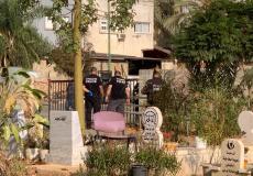 مقتل شخص وإصابة آخر بإطلاق نار بمقبرة في جلجولية