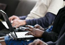 كيف يتحكم المستخدم في استعماله للأنترنت ويستغلها لصالحه؟