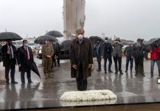 الأمين العام للأمم المتحدة "أنطونيو غوتيرش" يضع اكليلا من الزهور على ضريح ضحايا انفجار مرفأ بيروت