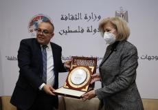 لقاء وزير الثقافة الفلسطيني مع نظيرته الاردنية