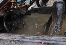 سيارة مغمورة