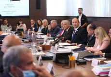 بينيت خلال اجتماعه مع الحكومة الإسرائيلية