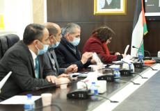 اجتماع وزيرة الصحة مع خبراء من البنك الدولي.jpg