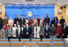 اشتية يستقبل مجموعة شبابية من منتدى شارك الشبابي