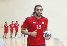 لاعب منتخب الكويت عبدالله الغربللي