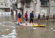 غرق شوارع في جباليا شمال قطاع غزة بفعل الأمطار