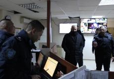 وزير الداخلية يطّلع على جاهزية غرفة عمليات الشرطة للتعامل مع المنخفض الجوي برام الله