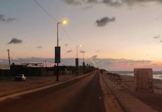 إنارة جسر وادي غزة البحري ومنحدر النويري