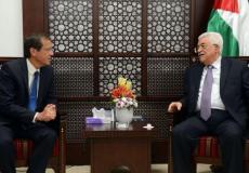 الرئيس محمود عباس ونظيره الاسرائيلي هرتسوغ - ارشيف