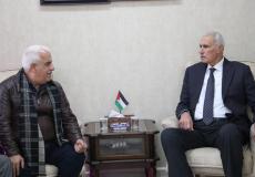 الفريق جبر يطلع على أوضاع محافظة الخليل