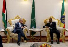 محمد اشتية لدى وصوله أديس أبابا