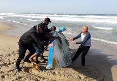 الشرطة البحرية تنقذ صيادين شمال غزة