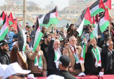 الجماهير الفلسطينية تحيي ذكرى يوم الأرض في ميناء غزة